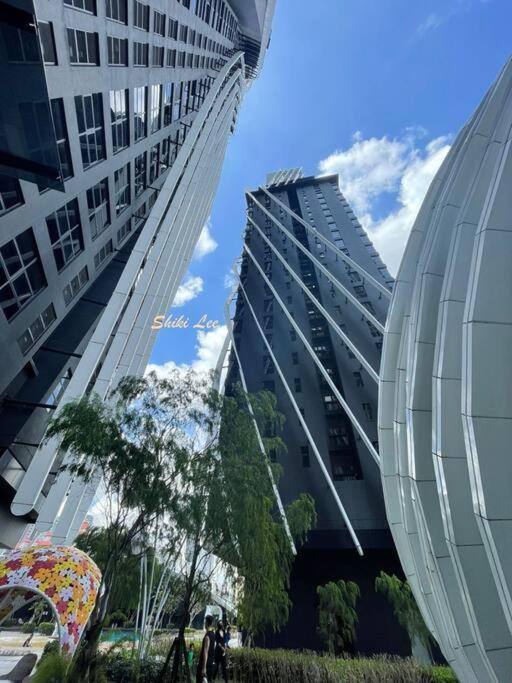 Pangsapuri Arte Mont Kiara_publika_solaris Kuala Lumpur