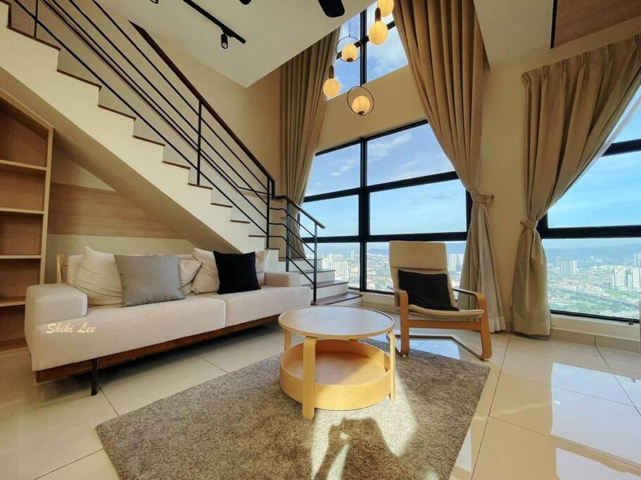 Arte Mont Kiara_publika_solaris *